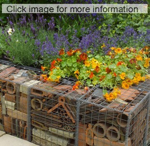 recyled brick retaining wall at chelsea flower show